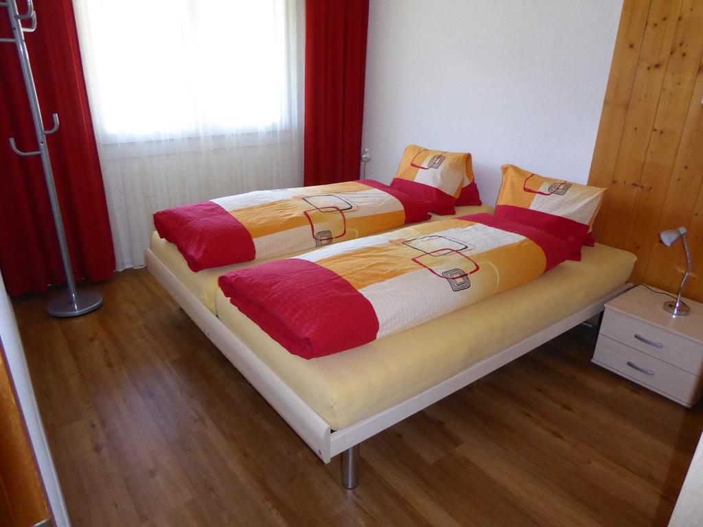 Chalet Gerbera Wengen Rum bild