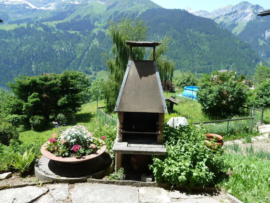 Chalet Gerbera Wengen Rum bild